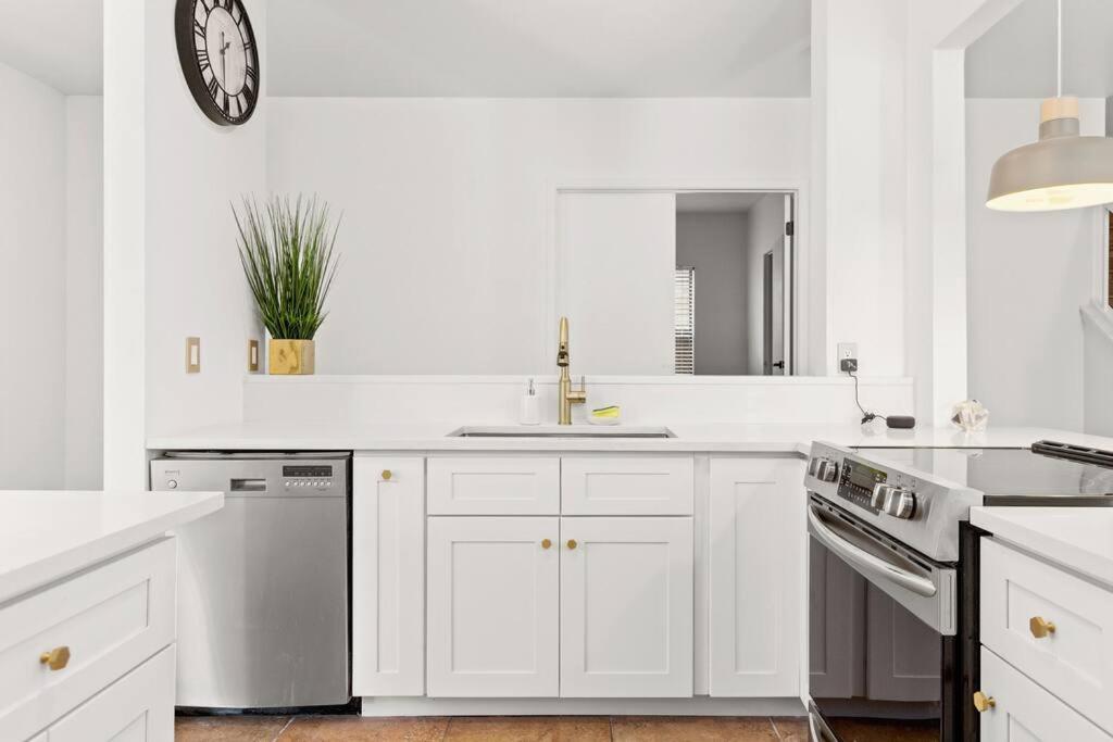 5 Bedrooms With Chefs Kitchen 2 Masters Room And Game Lounge Сан-Антонио Экстерьер фото